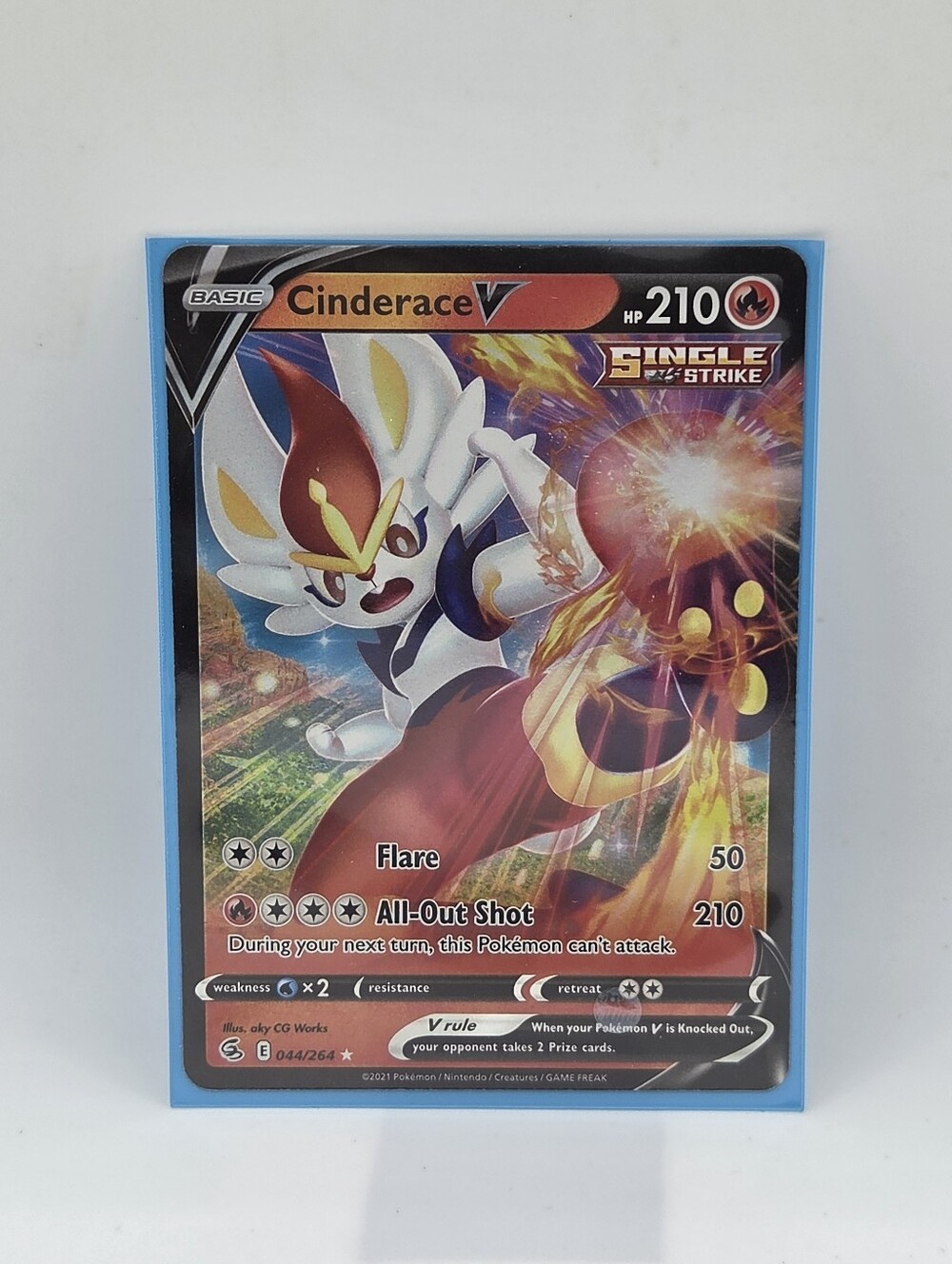 Pokemon Swsh08: Fusion Strike Cinderace v Holo Card 044/264